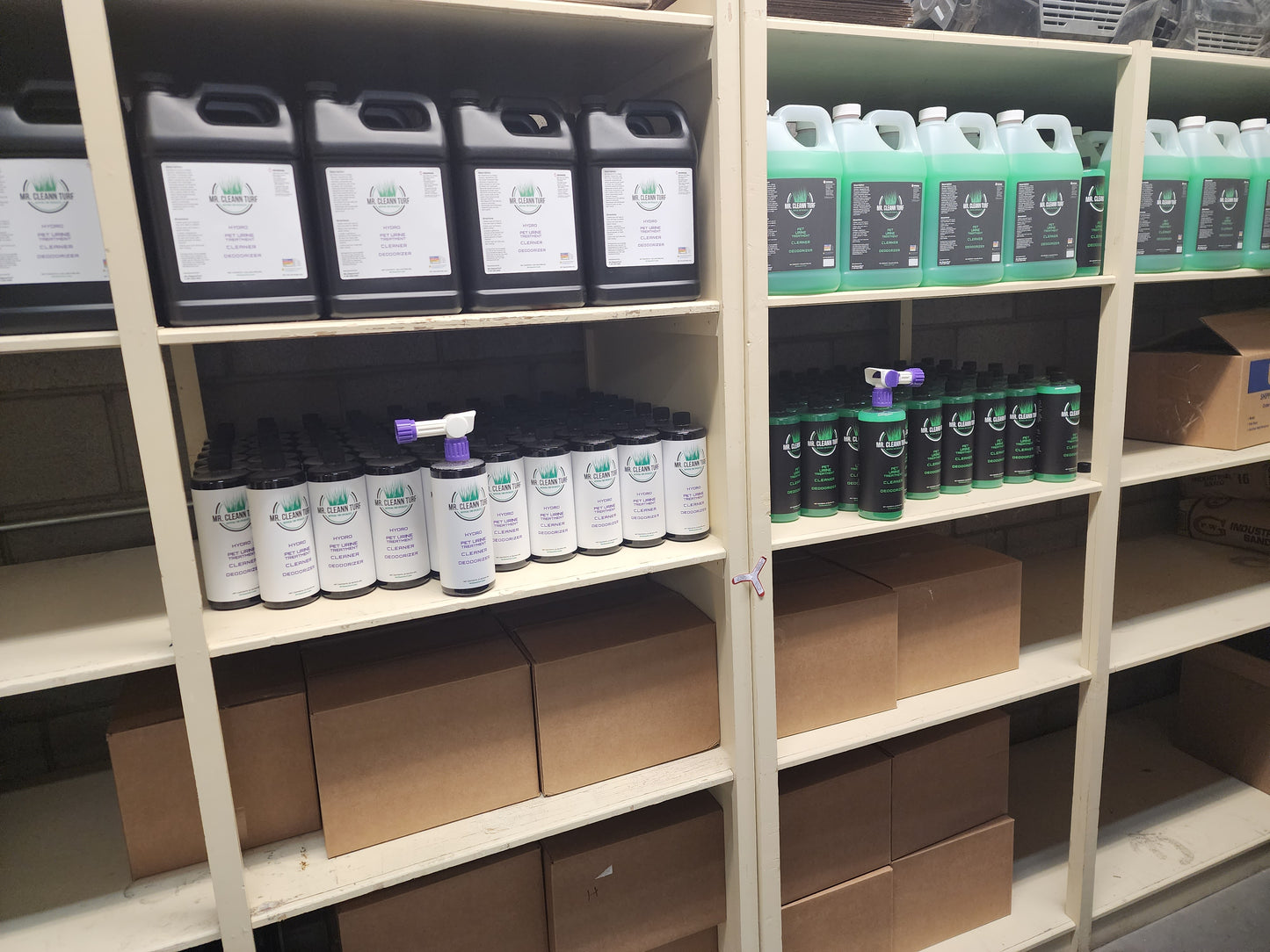 32 oz Hydro Hose Attached Spray Bottle