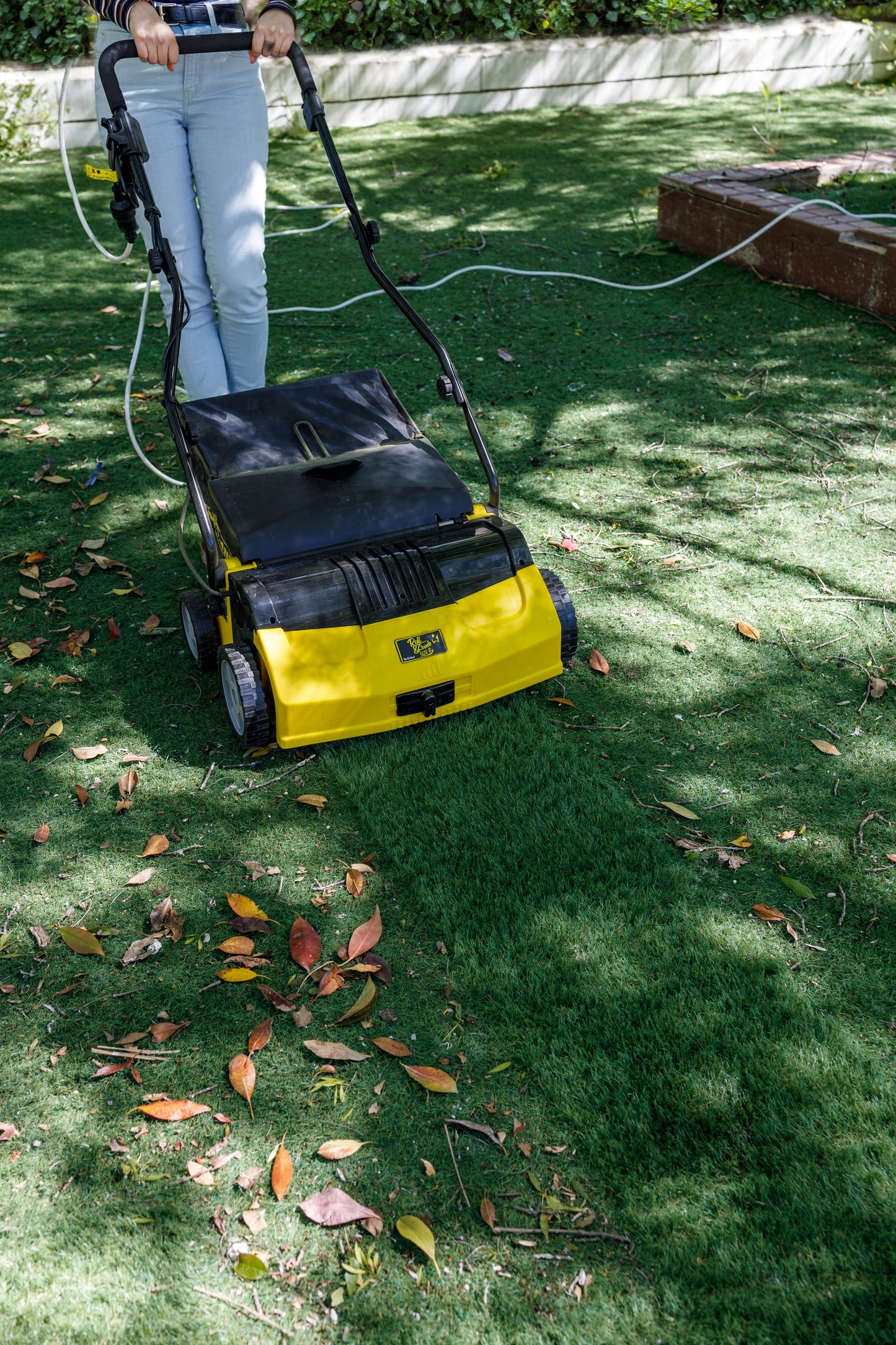 Roll & Comb 502 Electric Power Broom